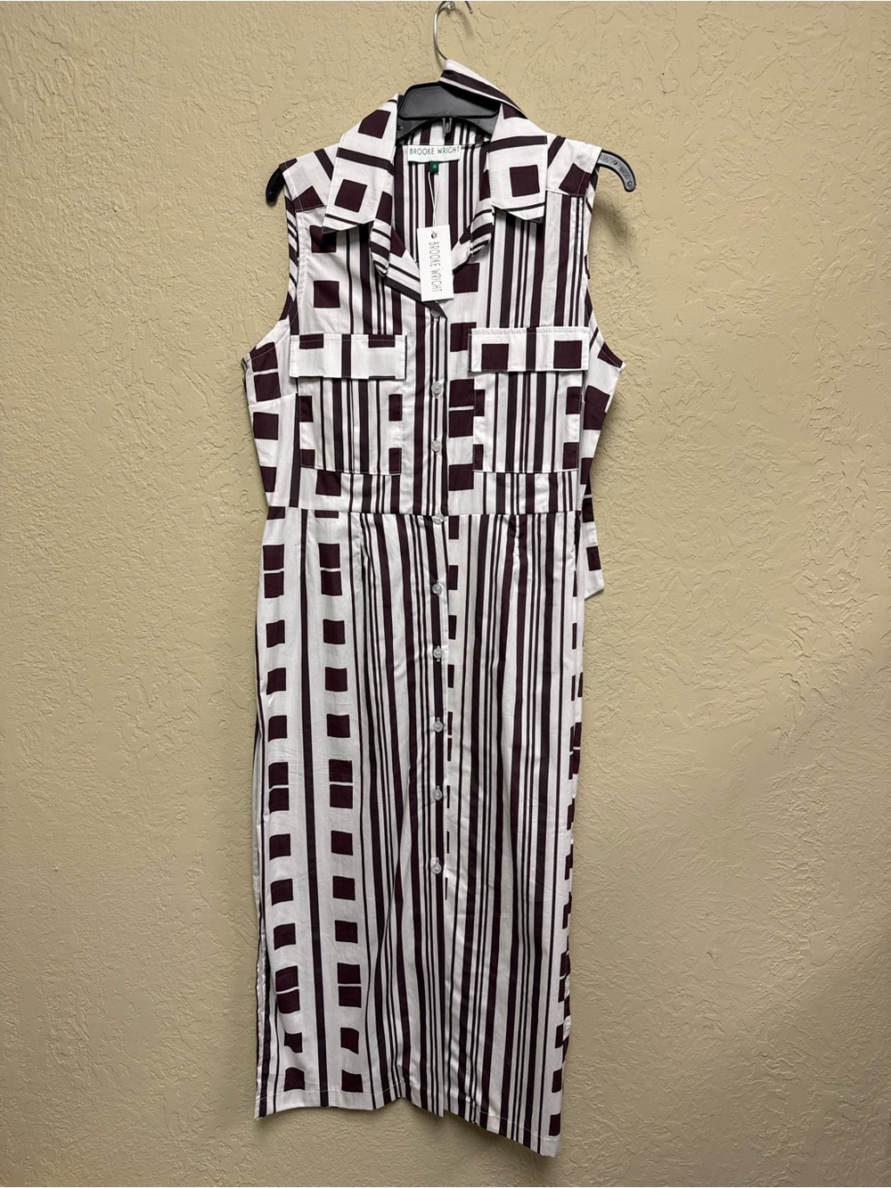 Sleeveless Collared Midi Dress in White and Dark Brown